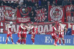 Οι αντιδράσεις στα γκολ και οι πανηγυρισμοί στο τέλος: Η παρακάμερα του Ολυμπιακός - ΑΕΚ (vid)