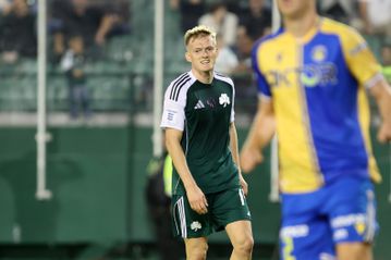 Ήταν ή όχι πέναλτι το τράβηγμα στον Σφιντέρσκι; (vid)