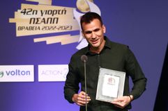 Ο Βαγγέλης Μανούχος κορυφαίος διαιτητής στη Super League