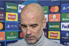 Ανησυχία και ερωτηματικά για τις αμυχές στο πρόσωπο του Γκουαρδιόλα μετά το σοκ από τη Φέγενορντ: «Θέλω να κάνω κακό στον εαυτό μου»