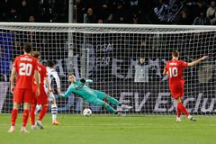 Ο Παβλένκα είπε «όχι» στο πέναλτι του Κέρνβιγκ