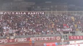 Στο πλευρό της ΑΕΚ και οπαδοί της Λιβόρνο στο «Αρτέμιο Φράνκι»