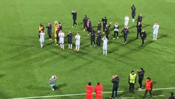 Ο κόσμος της ΑΕΚ αποθέωσε τους παίκτες μετά τη μεγάλη νίκη επί της Φιορεντίνα