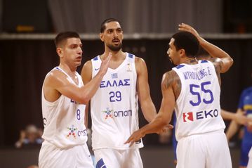 Εθνική για «φίλημα» συνέτριψε τη Ρουμανία στην πρεμιέρα των προκριματικών του Μουντομπάσκετ!