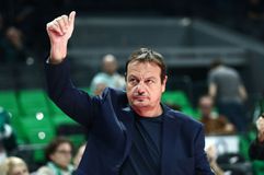 Αταμάν: «Θα προσπαθήσουμε να κερδίσουμε και την Παρασκευή για να προκριθούμε»