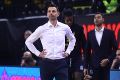 Αιχμές Μίλιτσιτς για τη διαιτησία μετά την ήττα του Άρη από την ΑΕΚ