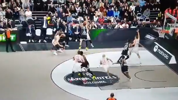 Οι Ιταλοί φωνάζουν για παράβαση στην επαναφορά του Ολυμπιακού, αλλά έχει προηγηθεί εκείνη του Βιλντόζα (vid)