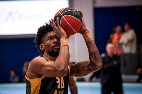 Τι αποκάλυψε ο Σάκοτα για τον Σίλβα και την παραμονή του στην ΑΕΚ