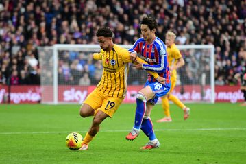 Οι οπαδοί της Μπράιτον ζητούν περισσότερο... Κωστούλα από τον Χουρτσέλερ!