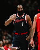 Με Χάρντεν και Λόπεζ σε μεγάλη βραδιά, οι Κλίπερς λύγισαν το Πόρτλαντ