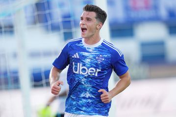 Συνεχίζει να «πυροβολεί» ο Δουβίκας, νέο γκολ για το 3-0 της Κόμο (vid)