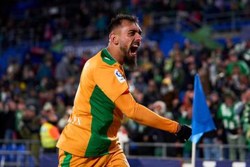 Έβαλε «ζόρια» στη Χετάφε και βλέπει Champions League η Μπέτις (1-0)