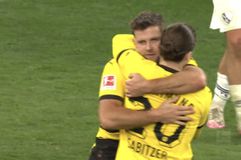 Με χατ-τρικ του Φίλκρουγκ το «τρίποντο» για την Ντόρτμουντ, νίκη-ανάσα για την Ουνιόν