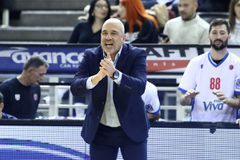 Λυκογιάννης: «Είναι σε μία ιδιαίτερη κατηγορία ομάδας ο Πανιώνιος - Στόχος η εξάδα»