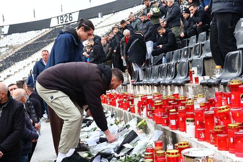 Στις 16:30 αναμένονται στη Θεσσαλονίκη οι σοροί των επτά αδικοχαμένων φίλων του ΠΑΟΚ