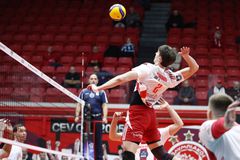 Τα highlights από την ήττα του Ολυμπιακού από την Καρλοβάρσκο