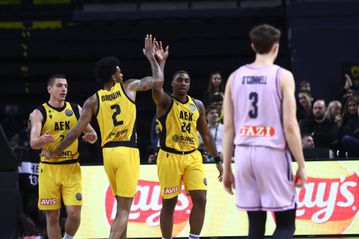 Clutch Χαραλαμπόπουλος, 2/2 η ΑΕΚ που βλέπει πρωτιά στον όμιλο του BCL