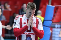 Ολυμπιακός ηττήθηκε από την Καρλόβαρσκο και αποκλείστηκε από το CEV Cup