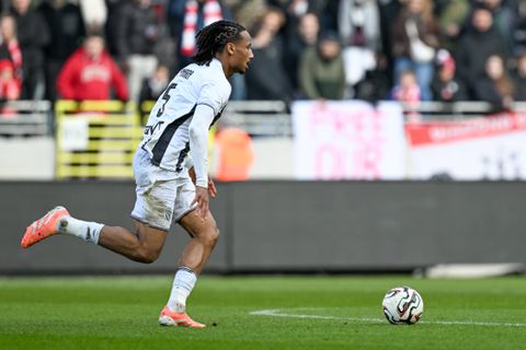 Σε προχωρημένες επαφές ο Παναθηναϊκός με τον μέσο Ετιέν Καμαρά (Vid)