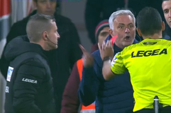 Ο Μουρίνιο έδωσε... show στο Κρεμονέζε - Ρόμα, έφαγε κόκκινη στο 46' και αποχώρησε στο 89' (vids)