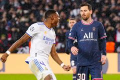 Υπερασπίστηκε την επιλογή του να ψηφίσει τον Μέσι ο Αλάμπα: «Δεν τον ψήφισα μόνος μου...»