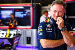 Ο Χόρνερ απαλλάχθηκε από τις κατηγορίες, συνεχίζει κανονικά στη Red Bull