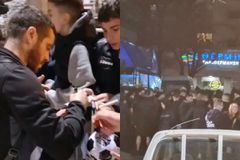 Οι φίλοι του ΠΑΟΚ έστησαν «πάρτι» στις Σέρρες - Ο Βιεϊρίνια δεν σταμάτησε να μοιράζει αυτόγραφα (vids)