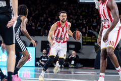 Total Basket από τον Ολυμπιακό: 54 πόντοι στο πρώτο ημίχρονο με 17/20 δίποντα και 15 ασίστ!