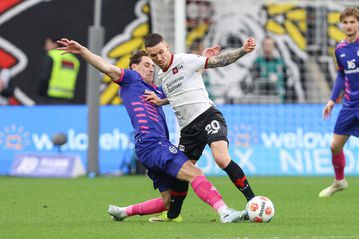 Απώλεια βαθμών για τη Λεβερκούζεν, πολύτιμη νίκη με «υπογραφή» Σάλιακα για τη Ζανκτ Πάουλι