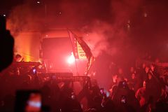 «Τρέλα» στον Βόλο για την ΑΕΚ, από την άφιξη της αποστολής (pics)