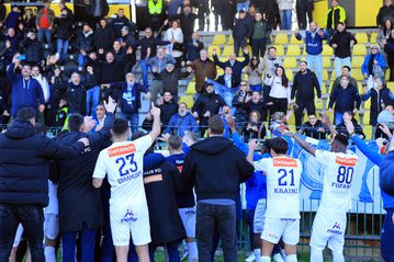 Τα κλάματα και οι έξαλλοι πανηγυρισμοί των παικτών και του κόσμου του Ηρακλή για την άνοδο (vid&pics)