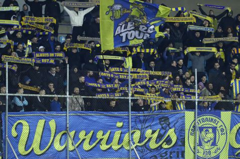 Δυναμικό «παρών» των φίλων του Παναιτωλικού στο Περιστέρι