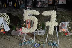 Συγκίνηση στην επιστροφή: Ο Ηρακλής τίμησε τα θύματα των Τεμπών μετά την άνοδο (pic +video)