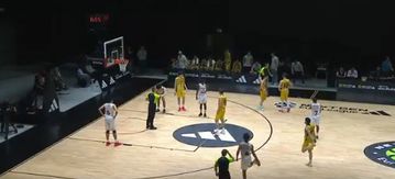 Διεκόπη ματς της Next Gen του Άρη στο Άμπου Ντάμπι λόγω βομβαρδισμών από το Ιράν (vid)