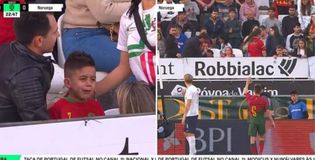 Ο Ντάντας «ξέρανε» παιδάκι στην εξέδρα με σουτ εκτός περιοχής - Διέκοψε το ματς ο διαιτητής (vid)