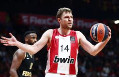 Η λύση θα έρθει από την επίθεση!