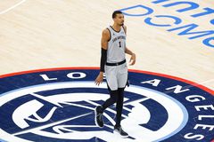 Ο ασταμάτητος Γουεμπανιάμα «κυνηγάει» ένα ιστορικό ρεκόρ του Ντέρικ Ρόουζ