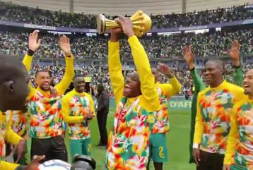 Τρόπαιο και αποθέωση για την Σενεγάλη αλλά η υπόθεση συνεχίζεται