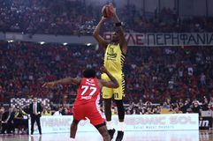 O Χέις αποθέωσε τον Ιτούδη και τους συνεργάτες του!