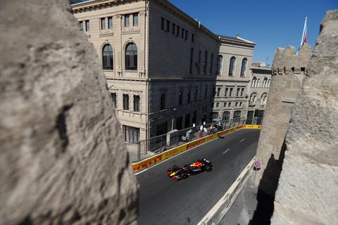 Μεγάλη μάχη στην FP1 ανάμεσα σε Red Bull και Ferrari, με «νικητή» τον Φερστάπεν