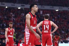 «Σπάσιμο» της Φενέρ στο ΣΕΦ και τώρα… τρέχει ο Ολυμπιακός!