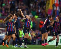 Η Μπαρτσελόνα σε τρίτο σερί τελικό Champions League - Πέταξε εκτός την Τσέλσι μπροστά σε 72.262 οπαδούς στο Καμπ Νου (vid)