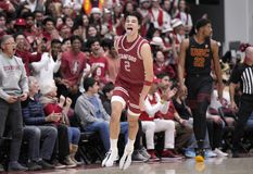 Παραμένει στην Καλιφόρνια, αλλά αλλάζει Κολέγιο ο Αντρέι Στογιάκοβιτς (vids)