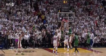 Το buzzer beater του Ουάιτ που έσωσε την σεζόν των Σέλτικς και τα 0,9 δεύτερα που έκαναν τη διαφορά (vid)