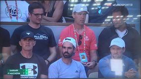 Ο Κωνσταντίνος Μητσοτάκης άφησε τον προεκλογικό αγώνα και βρέθηκε στο πλευρό της Σάκκαρη