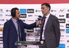 Μπαρτζώκας σε δημοσιογράφο: «Θες να γίνει viral προφανώς ε;» (vid)