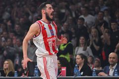 Ποινή τριών αγωνιστικών στον Κάλινιτς - Πήρε θέση ο Ερυθρός Αστέρας