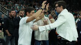 Το νέο τραγούδι που ζήτησε ο Γιαννακόπουλος από τον Νίνο