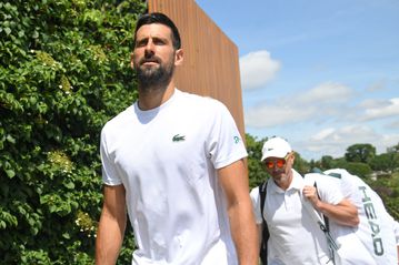 Ο Τζόκοβιτς διέψευσε ότι θα μετακομίσει μόνιμα στην Αθήνα