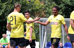 Έστησε πάρτι ο Ελίασον και η ΑΕΚ κέρδισε με 6-0 την Βέστχοκ, στο πρώτο φιλικό